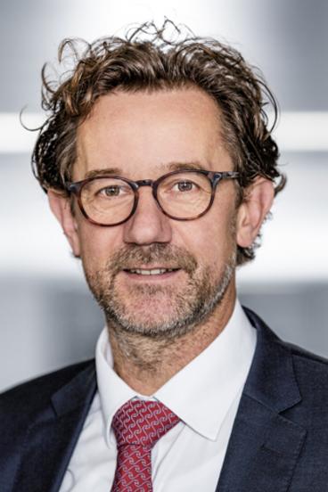 Prof. Dr. med. Sven Perner - Chief Operating Officer and Associated Managing Director Institute of Pathology and Hematopathology  and MVZ Hanse Histologikum Hamburg